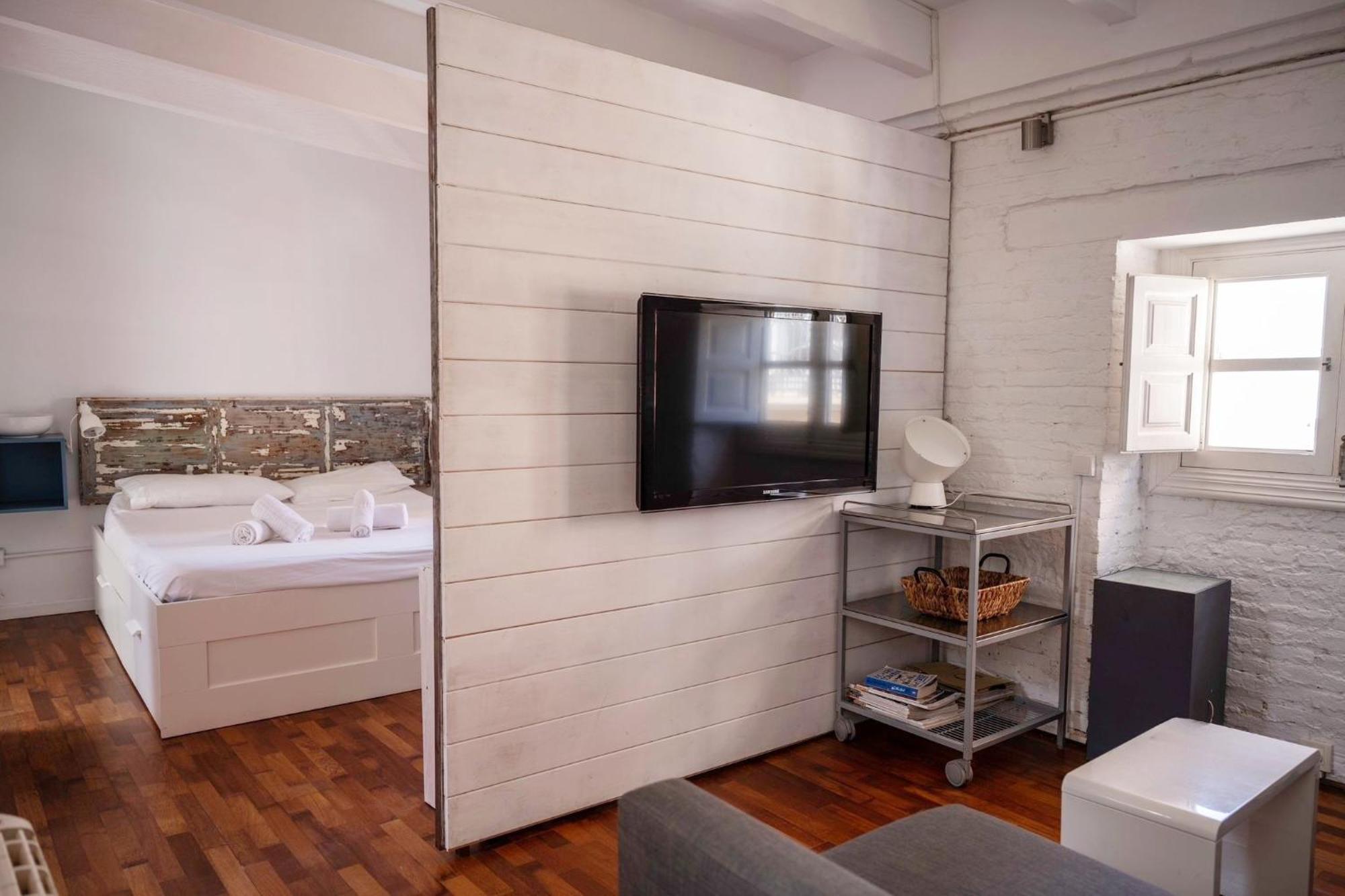Estudio Ciutat Vella Al Lado De Jardines Del Turia Apartment Valencia Exterior foto